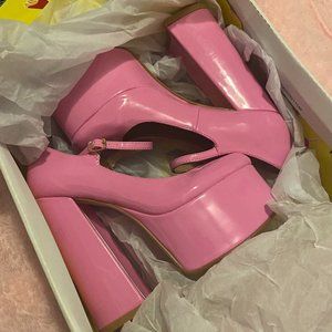 NWT Pink Mary Jane Platform Heels
